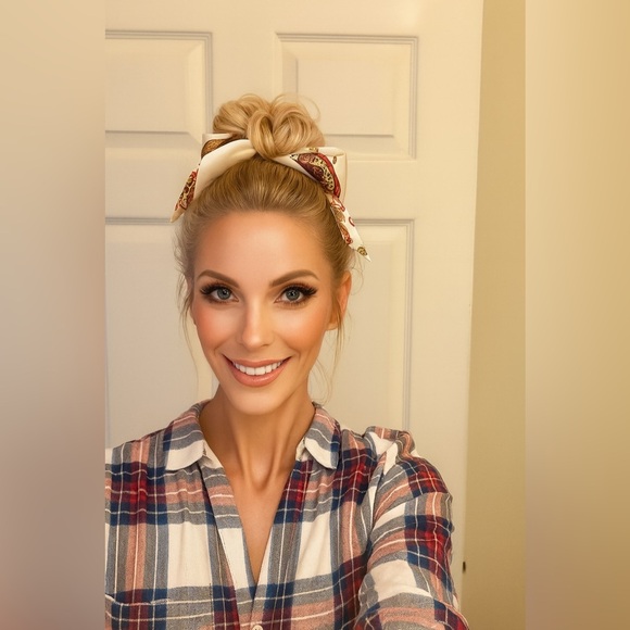 Vibrant Red Floral Versatile Women’s Scarf - Picture 3 of 6